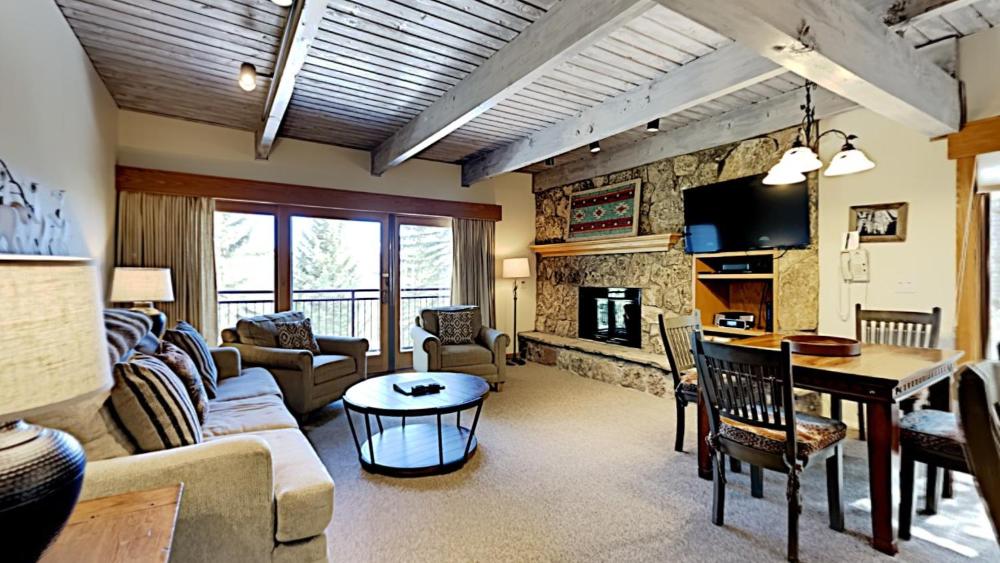 Deluxe Apartment interior
